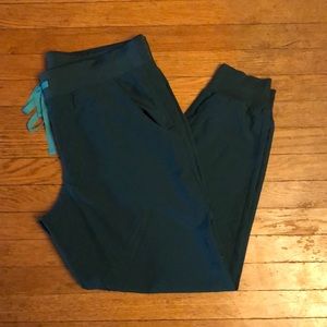 Figs fion lite fabric Zamora joggers